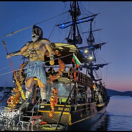 Апартамент Sunrise Созопол